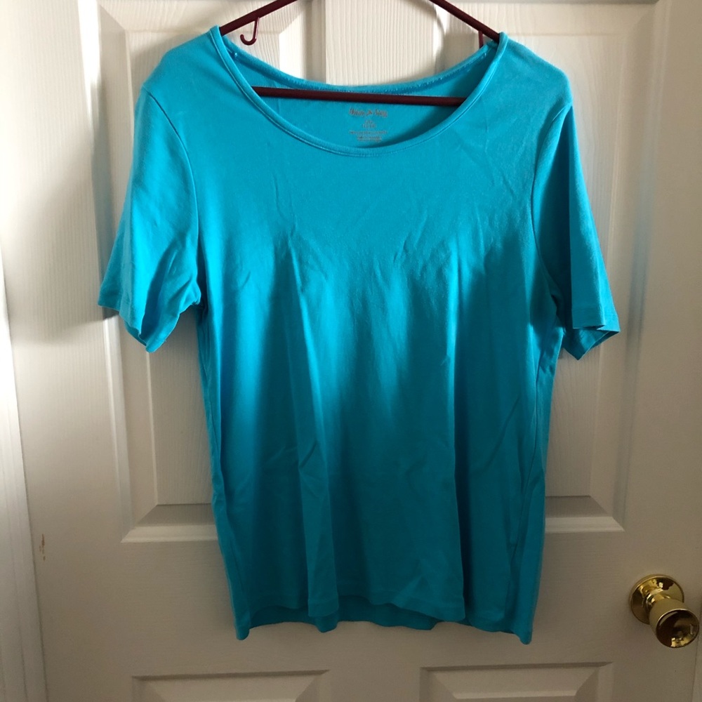 Short sleeve top